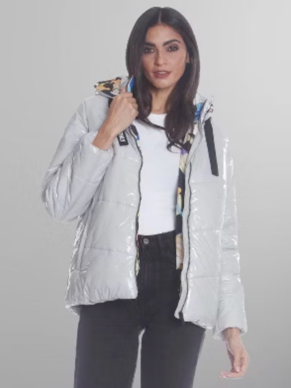 Members Only Chevron Quilt Puffer Jacket w/ Looney Tunes Mashup Print Lining, M